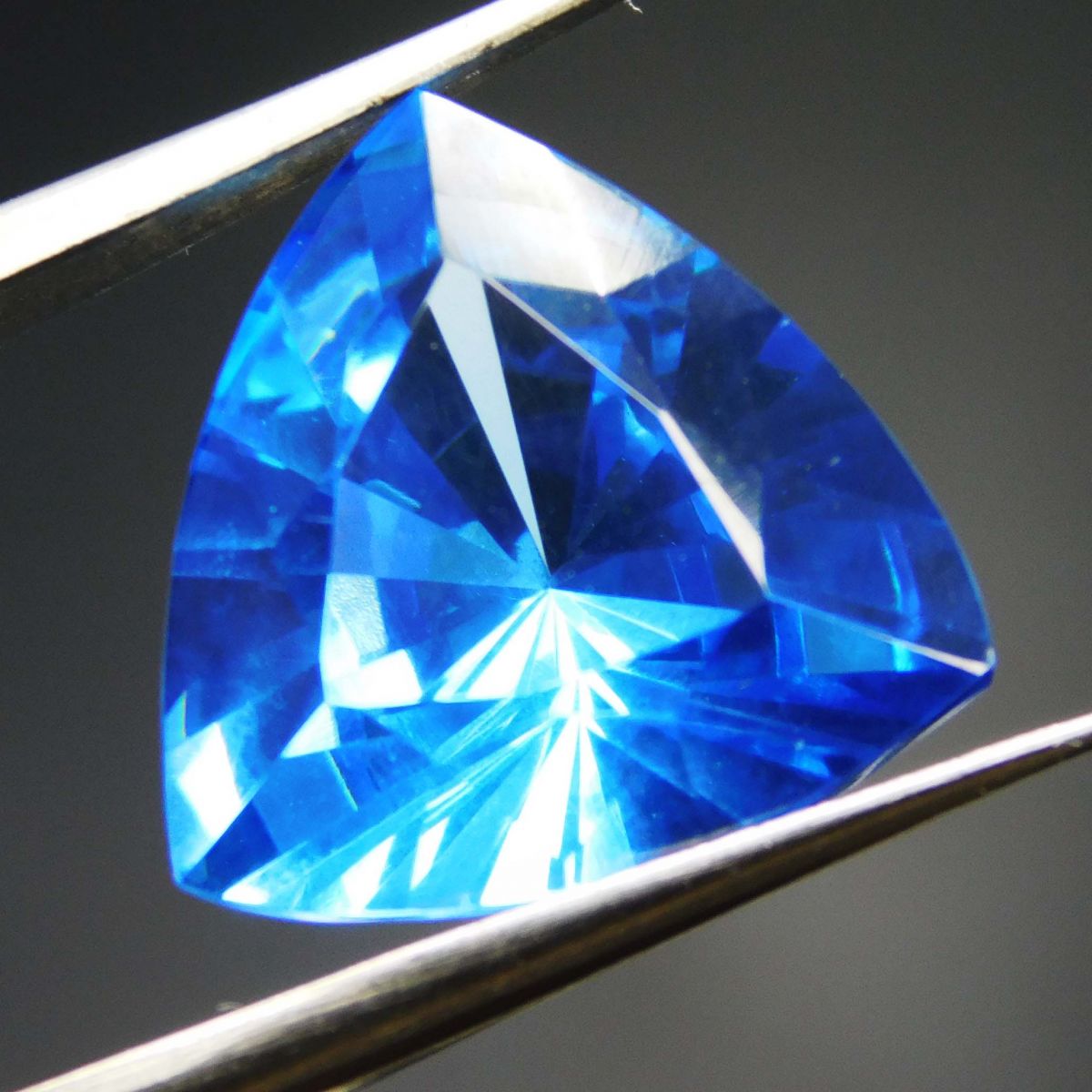 10.50 Ct Natural Blue Sapphire CERTIFIED Loose Gemstone Trillion Cut