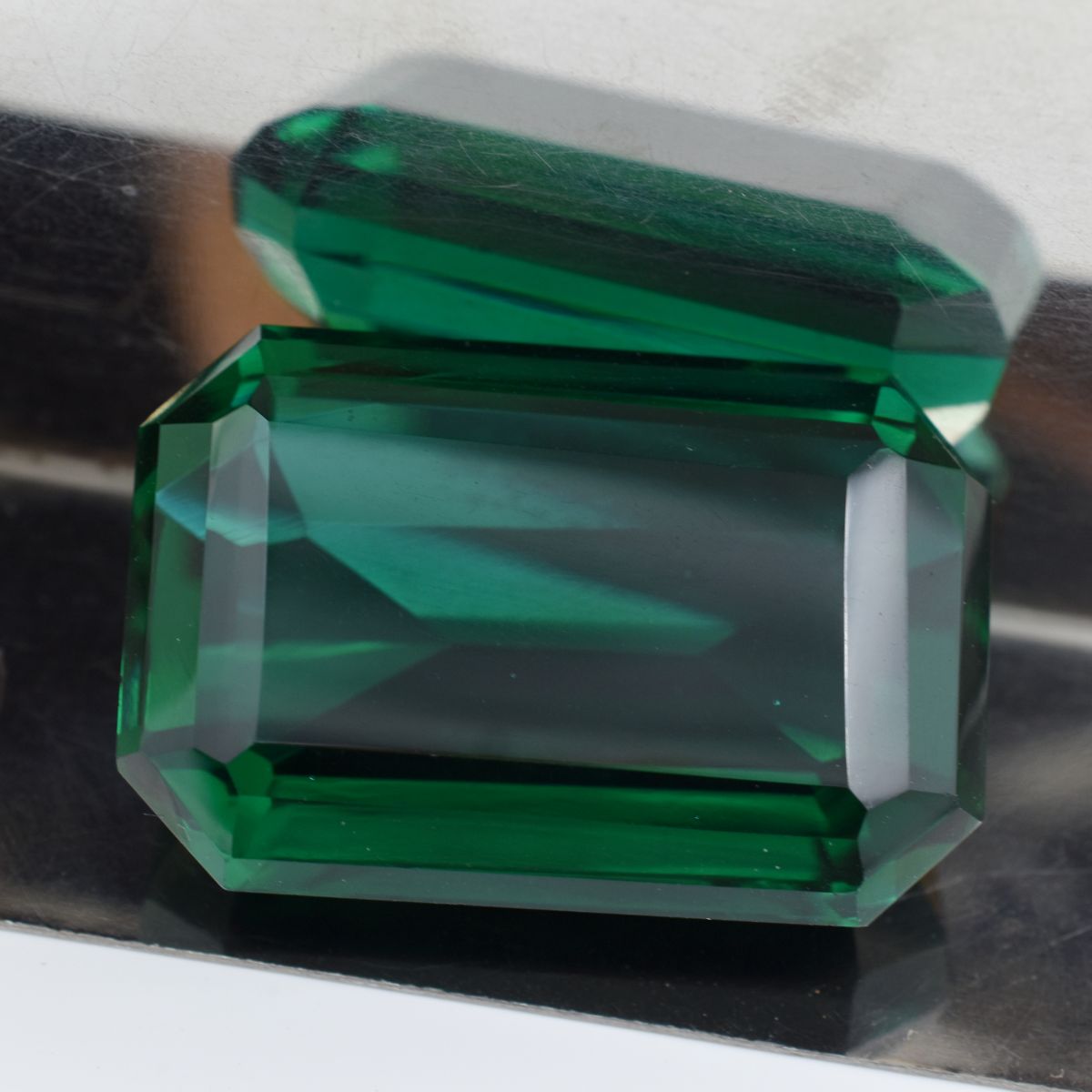 110.30 Carat Emerald Cut Green Moldavite Loose Gemstone Pendant Stone CERTIFIED