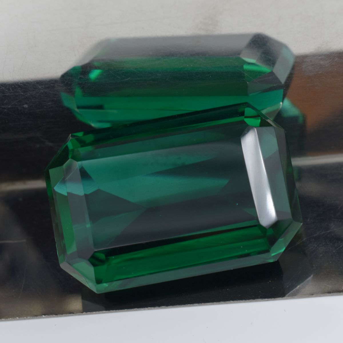 110.30 Carat Emerald Cut Green Moldavite Loose Gemstone Pendant Stone CERTIFIED