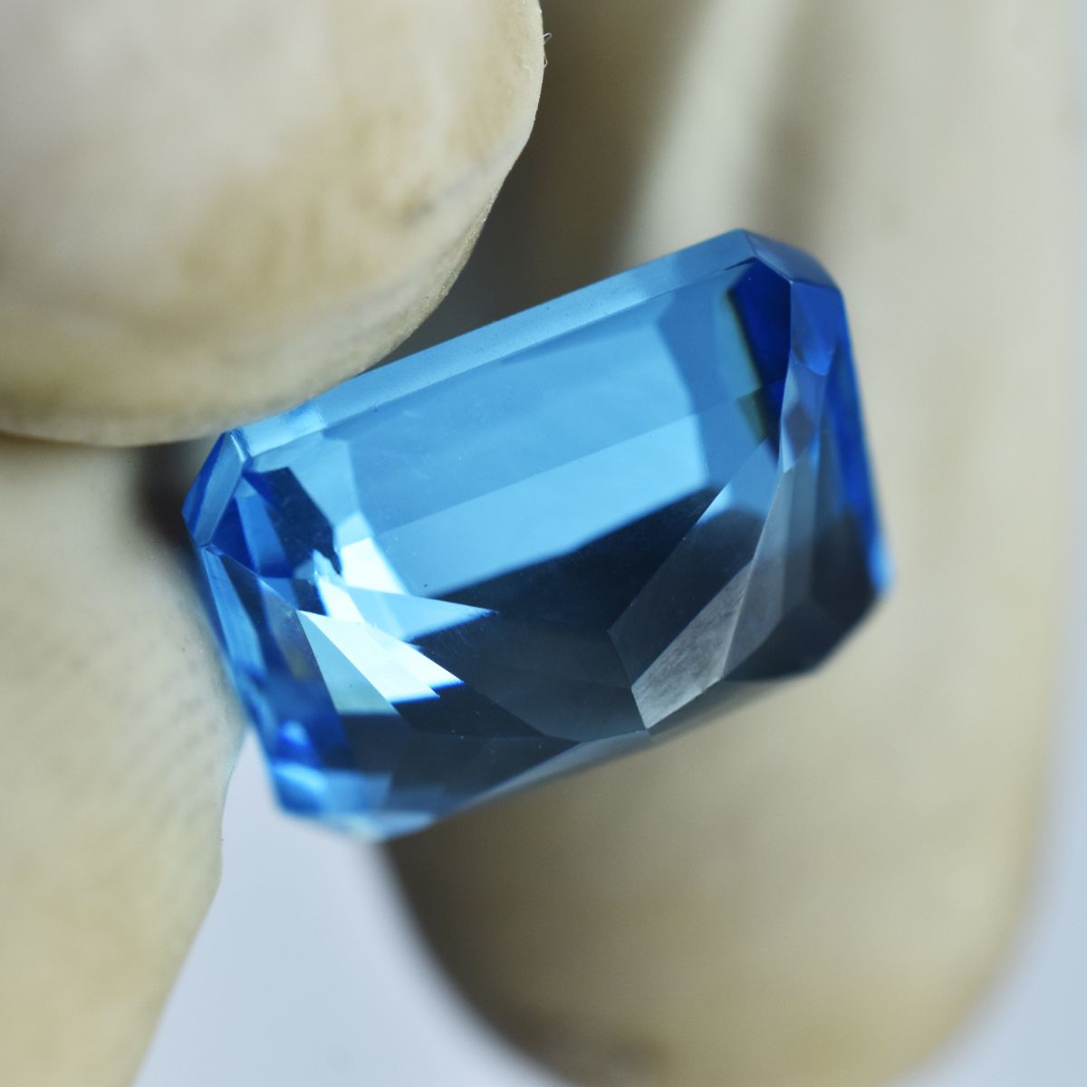 Sapphire Natural Blue 10.30 Carat Best Emerald Shape CERTIFIED Loose Gemstone.