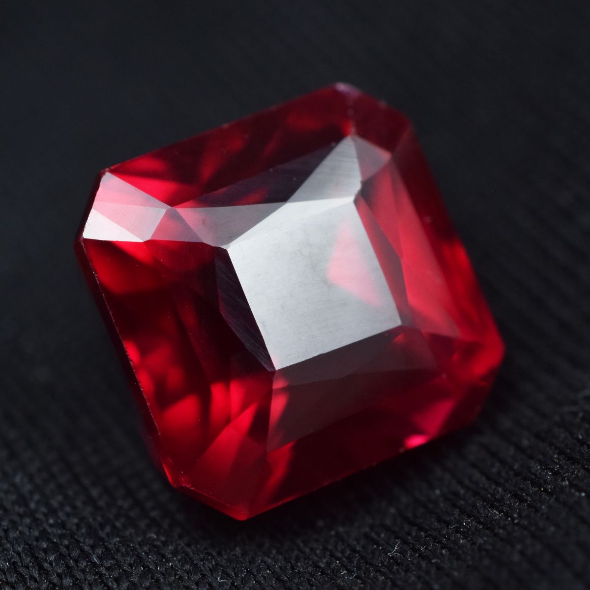 Excellent Ruby Red 8.75 Ct Square Cut Natural Ring Size Loose Gemstone CERTIFIED