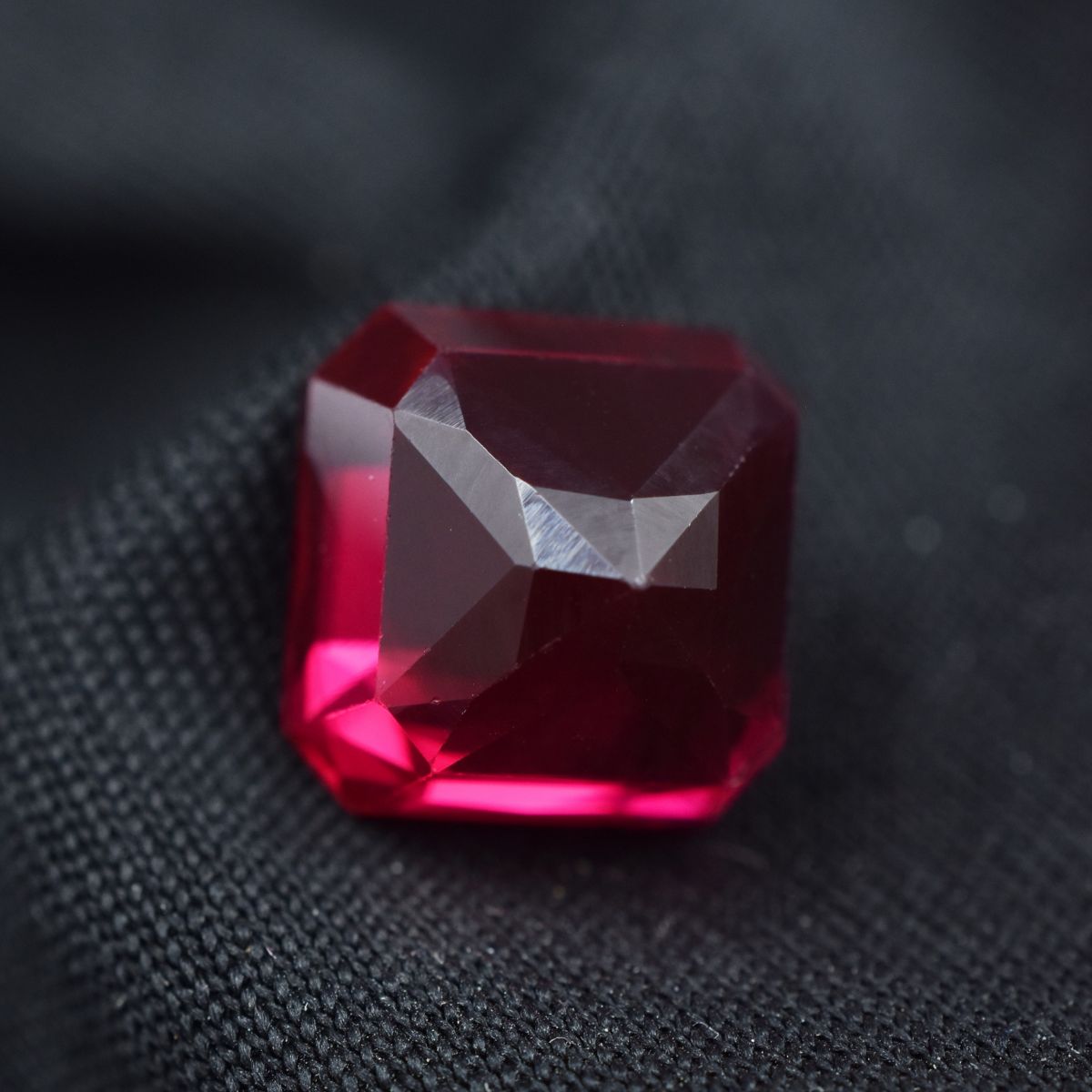 Excellent Ruby Red 8.75 Ct Square Cut Natural Ring Size Loose Gemstone CERTIFIED