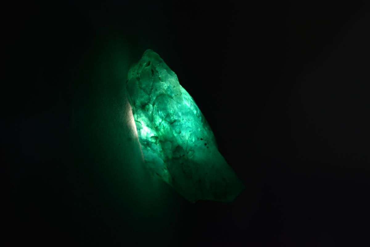 200 carat emerald