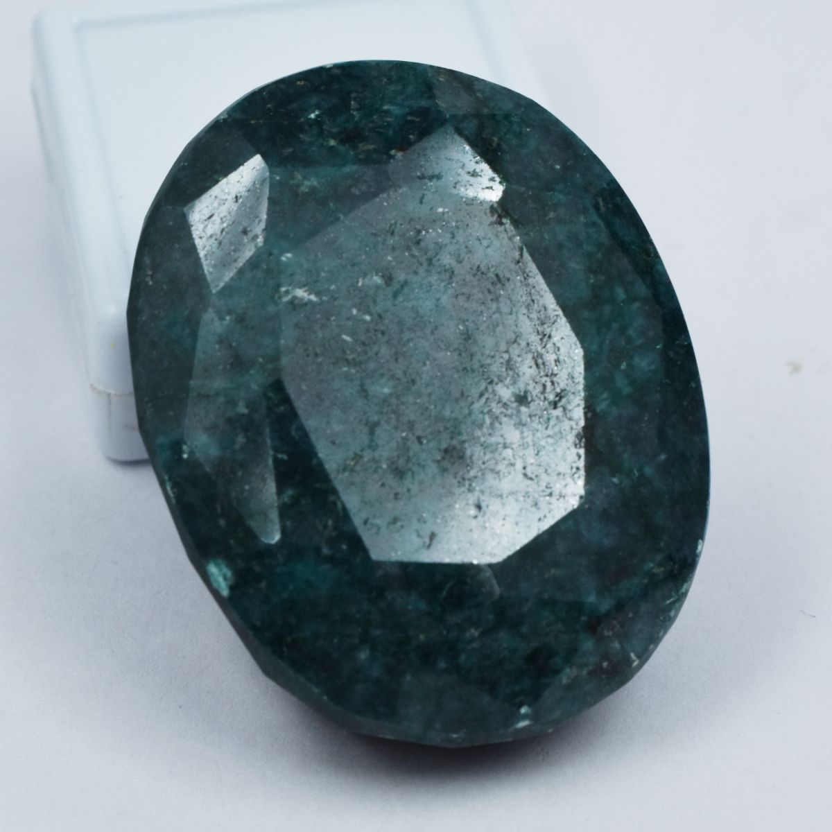 Natural Loose Gemstone 550.25 Ct Oval Cut Emerald Green Huge Size CERTIFIED