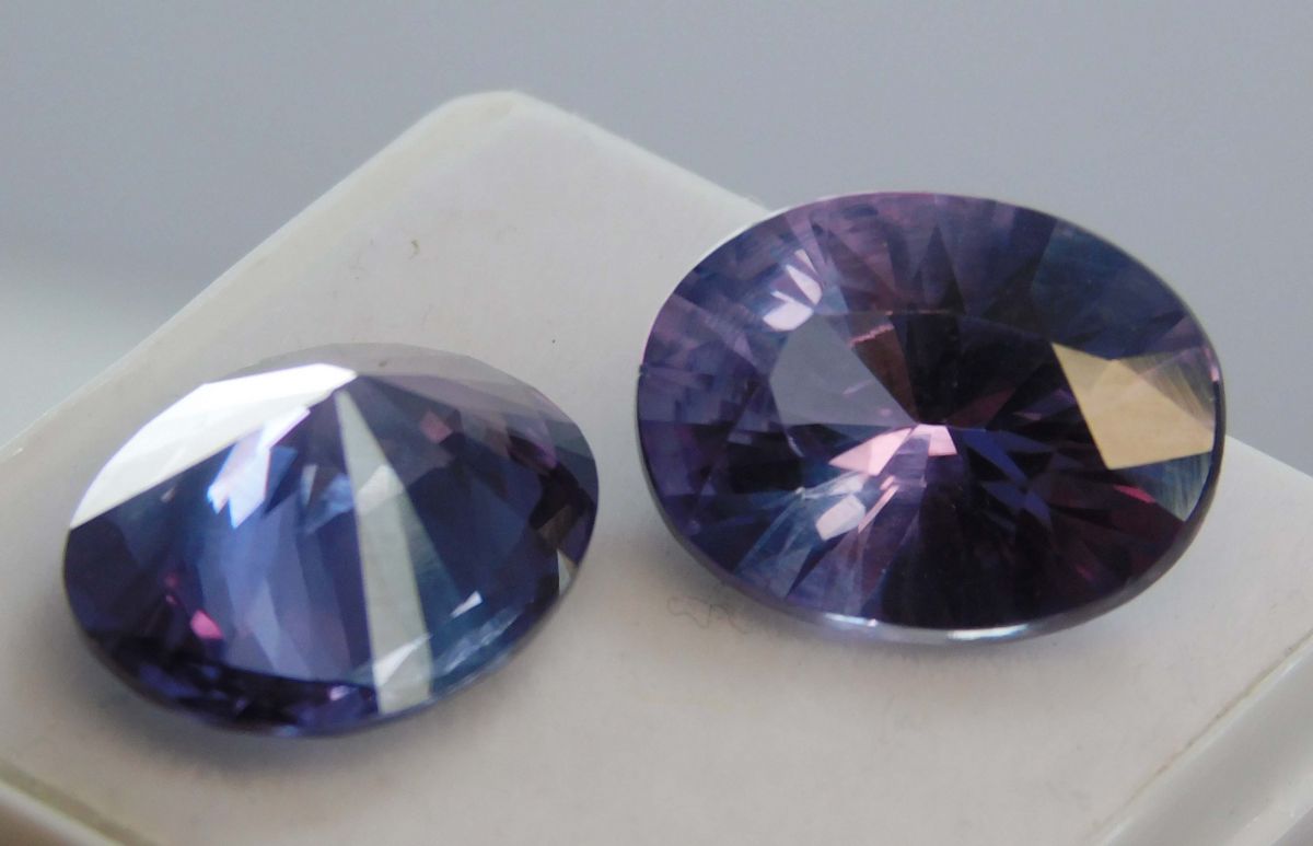 Natural Color Change Alexandrite 16.69 Ct Oval CERTIFIED Loose Gemstones Pair