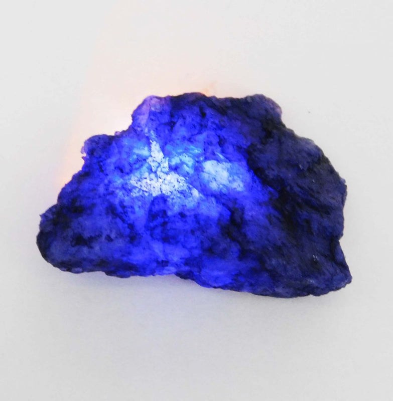 Natural Blue Sapphire Rough Gemstone 145.20 Ct rough quality
