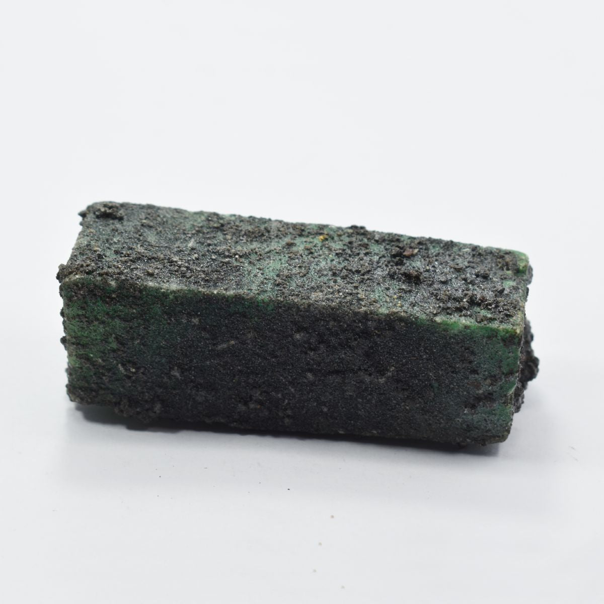 Earth Mind CERTIFIED Natural Emerald Green 533.15 Ct Uncut Rough Loose Gemstone