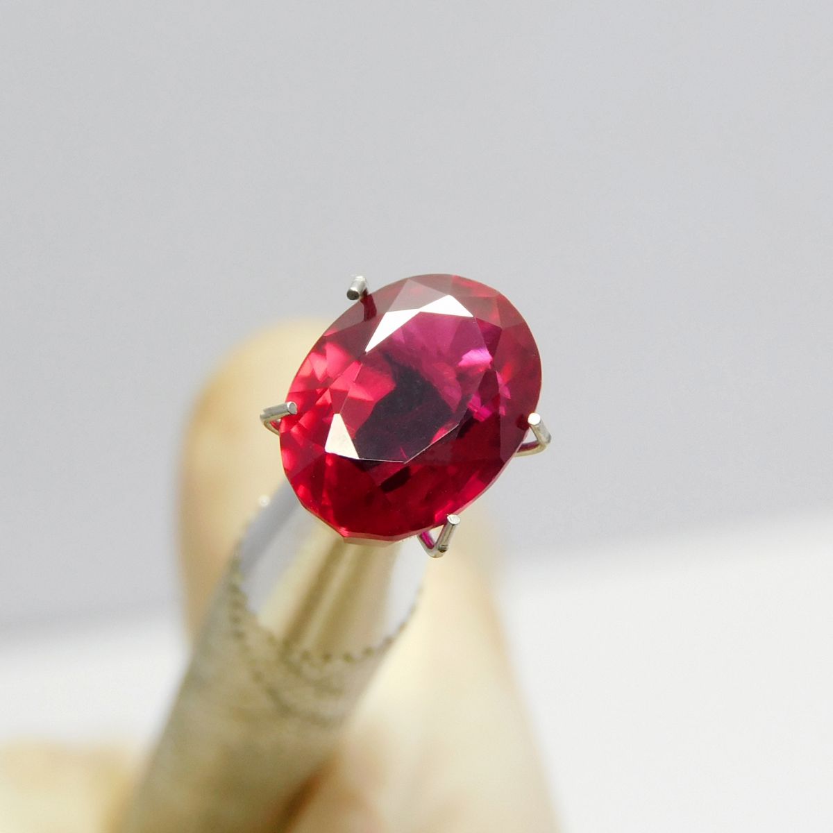 Beautiful Ring Size CERTIFIED 4.75 Ct Oval Cut Red Ruby Natural Loose Gemstone