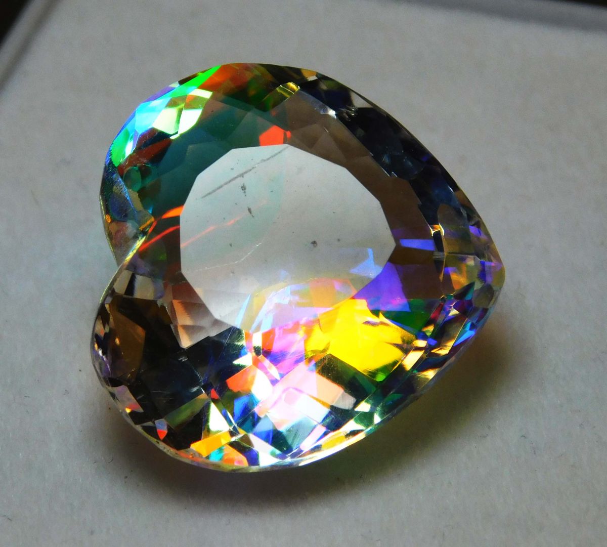 A++ Mystic Topaz Loose Gemstones Certified 29 Ct Heart Shape