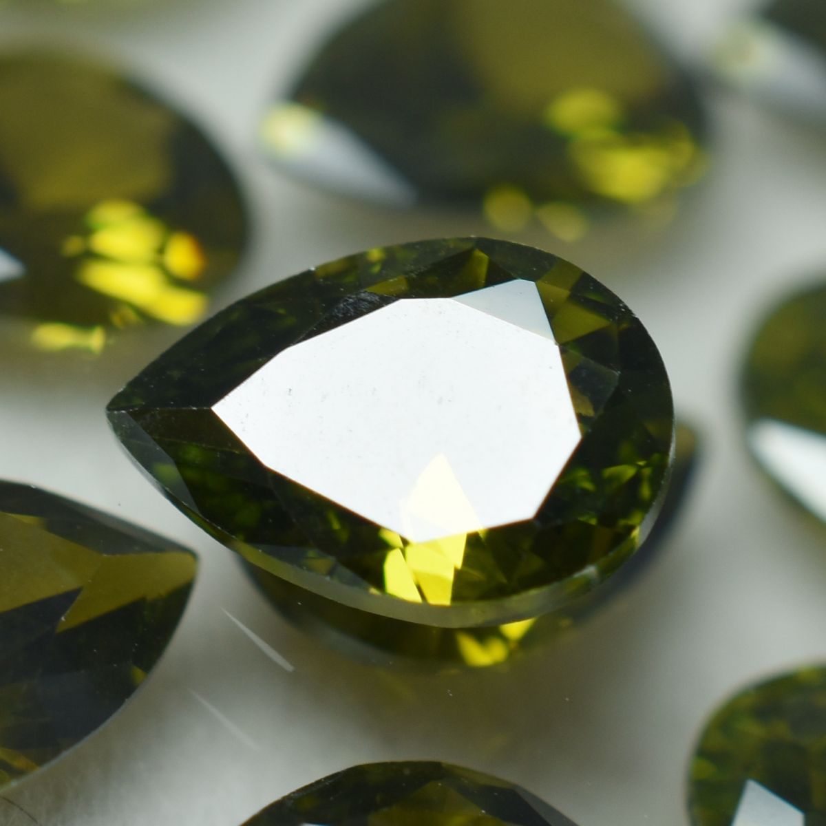 Green Ceylon Sapphire Pear Shape 9 PCS Natural Gemstone CERTIFIED Lot 6x5 MM