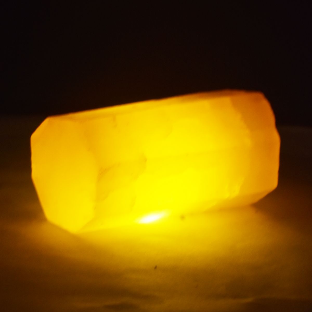 Raw Rough Natural CERTIFIED Yellow Sapphire Uncut 578.55 Ct Raw Rough Gemstone