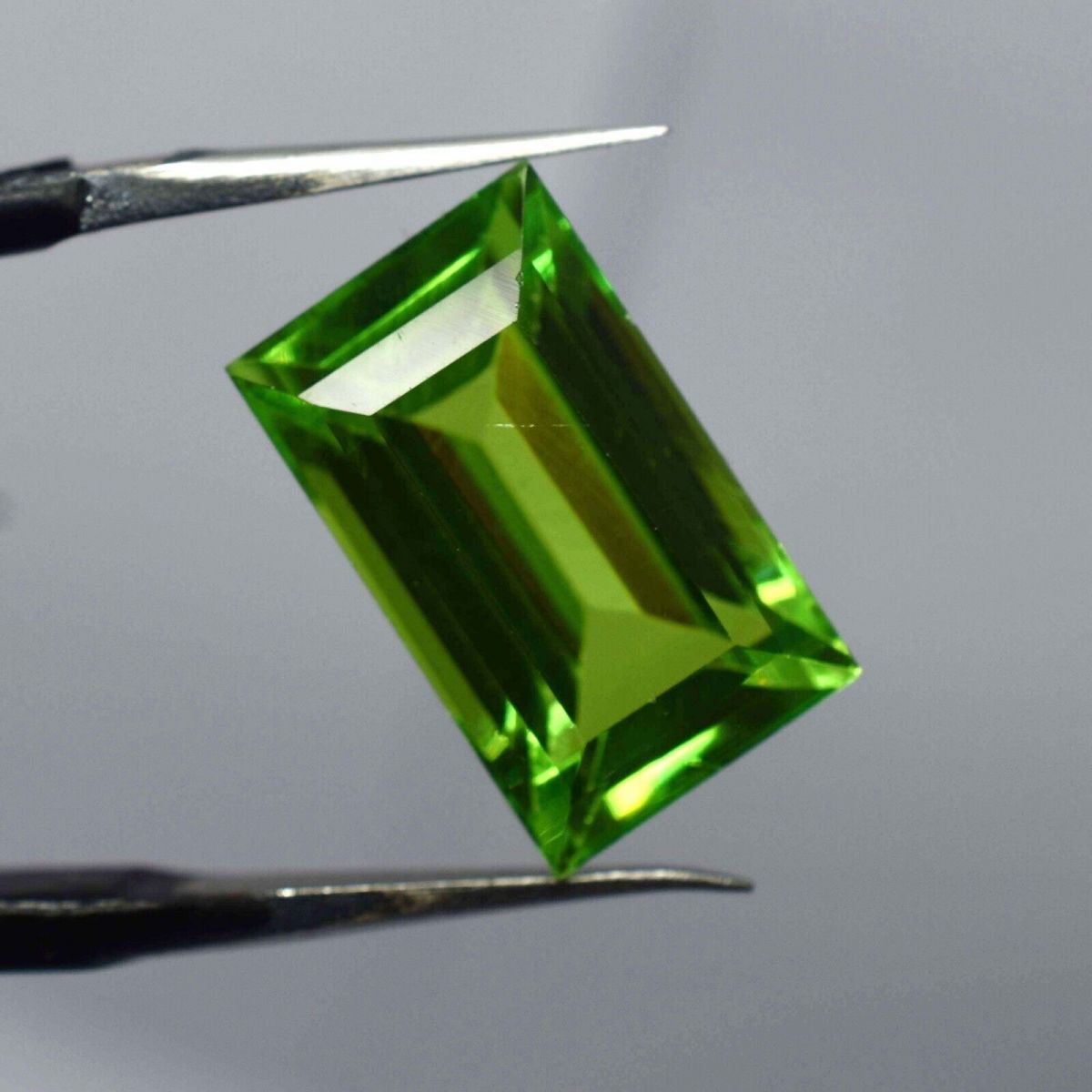 10.25 Ct Natural Green Peridot CERTIFIED Loose Gemstone Emerald Cut