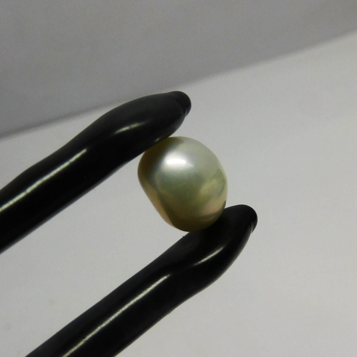 4.10 Ct Sea Pearl Natural White Mabe Loose Gemstone CERTIFIED Perfect Round Cut