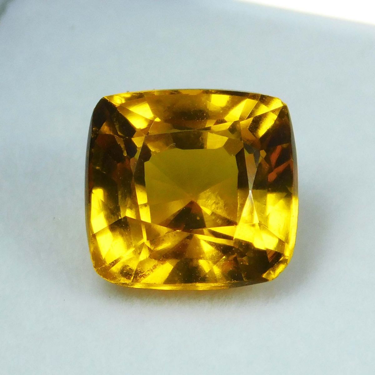 9.20 Carat Natural Sapphire Yellow Color Cushion Shape CERTIFIED Loose Gemstone