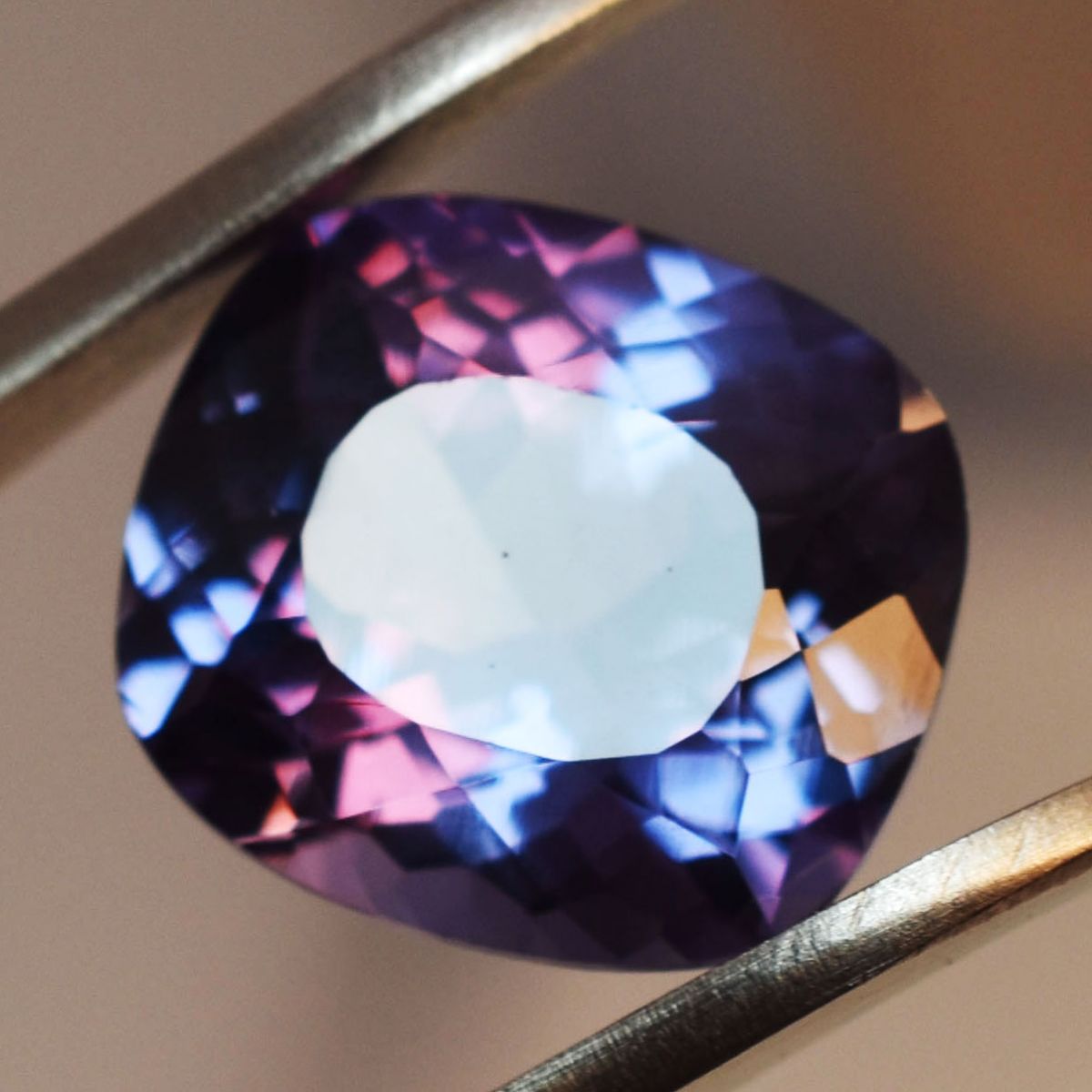 8Ct Loose Gemstone CERTIFIED Square Cushion Cut Color Change Natural Alexandrite