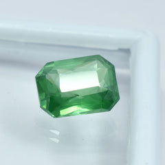 Authentic Green Garnet 7.65 Ct Natural CERTIFIED Loose Gemstone Emerald Cut.