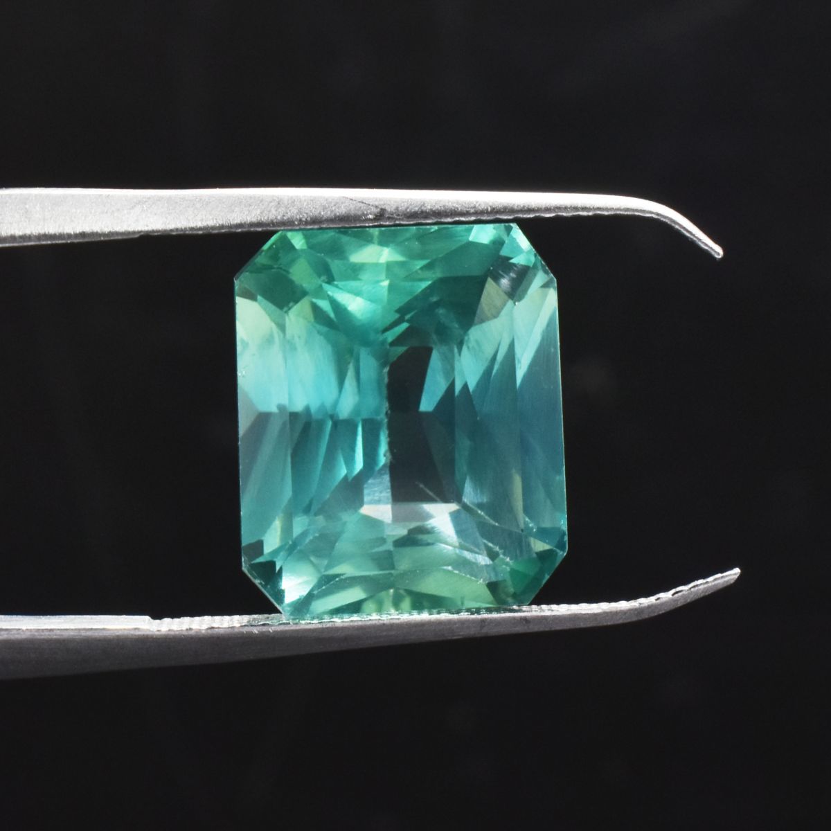 18.60 Ct Emerald MONTANA  Natural Bluish Green Sapphire CERTIFIED Loose Gemstone