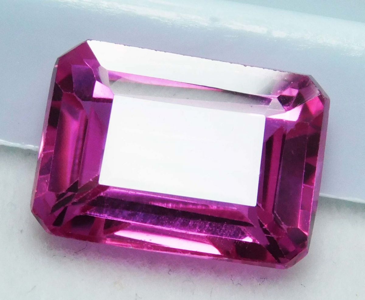 Finest Quality, Natural PINK Sapphire Emerald 10.56 Ct CERTIFIED Loose Gemstone