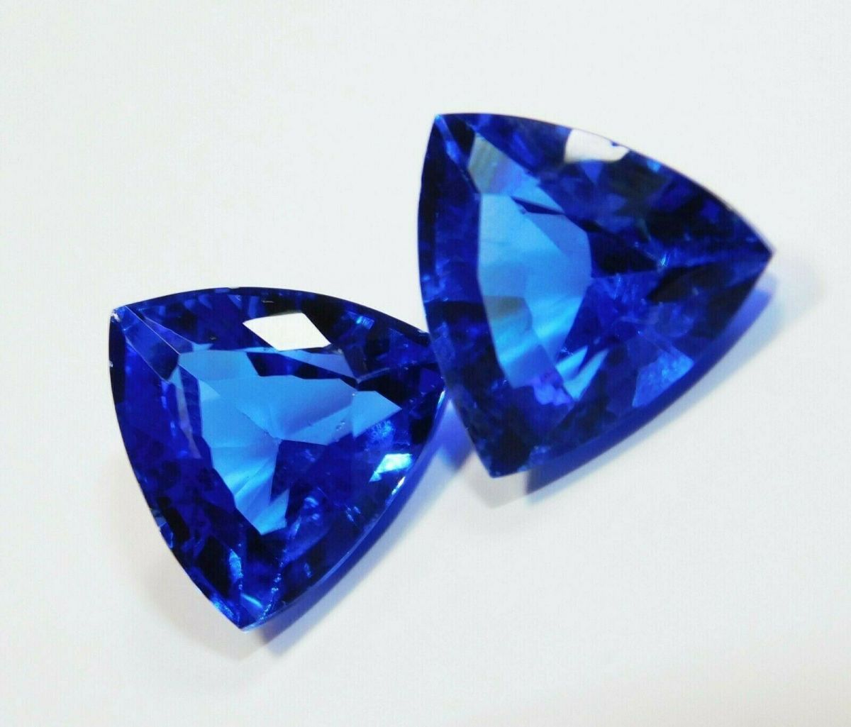 Natural BLUE Tanzanite TRILLION Shape 8-10 Ct Each Gemstone Pair  CERTIFIED