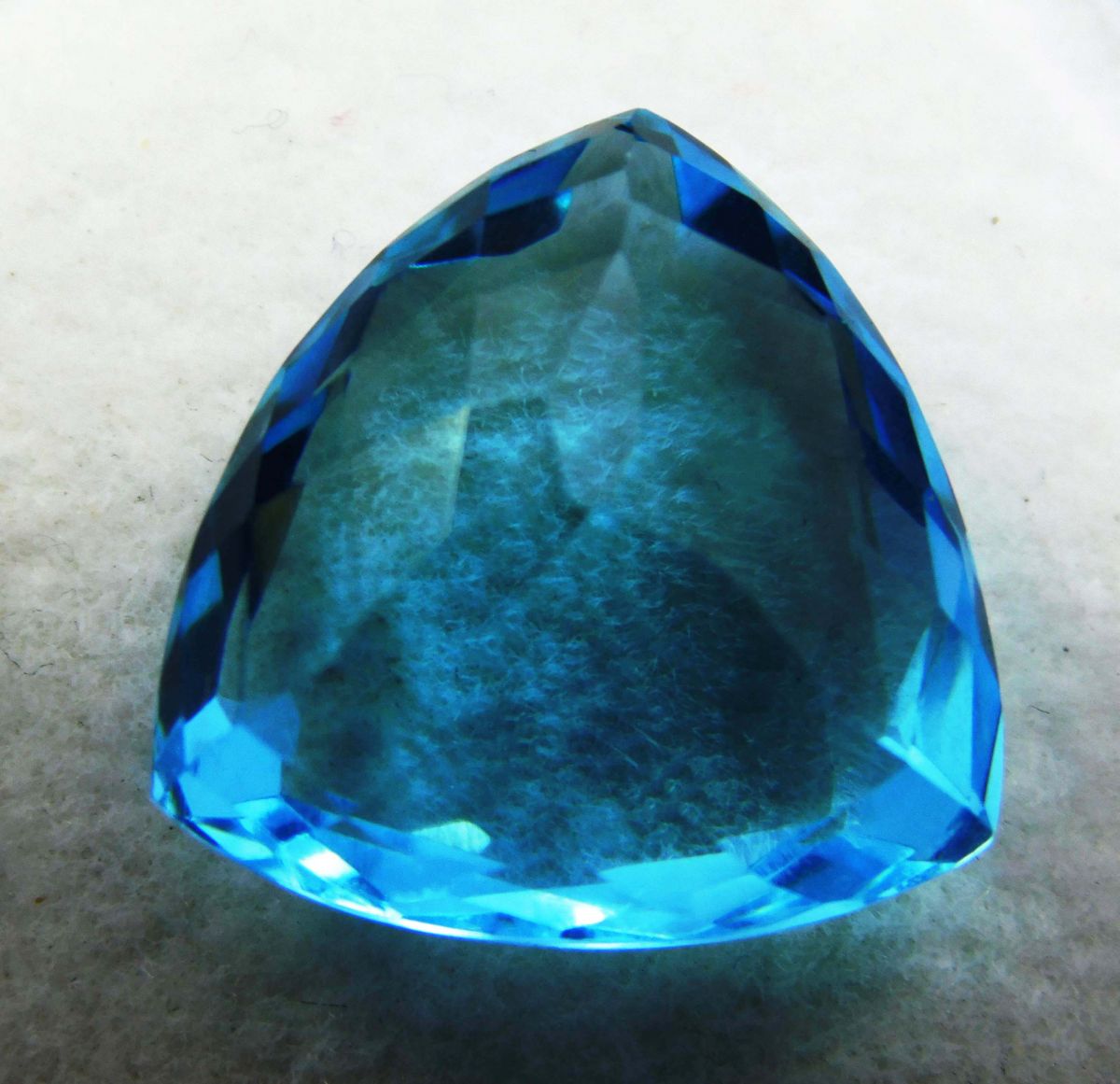 Ocean Blue Aquamarine Natural Trillion Shape 13 Ct Certified Loose Gemstone A++