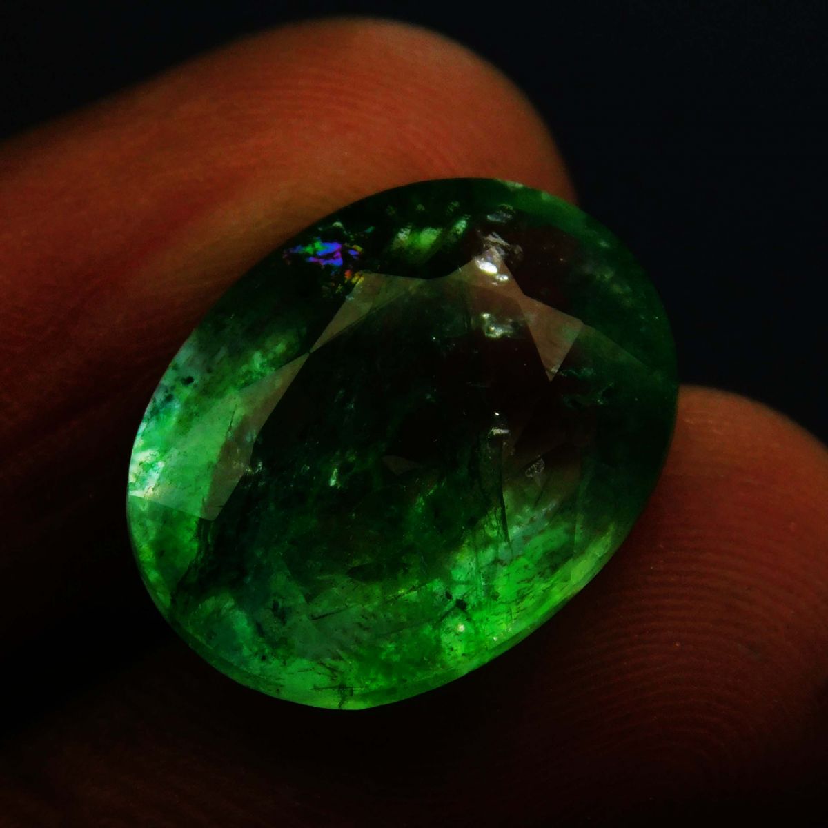 Colombian Emerald 7 Ct CERTIFIED Loose Gemstone Oval Shape Natural Green Emerald