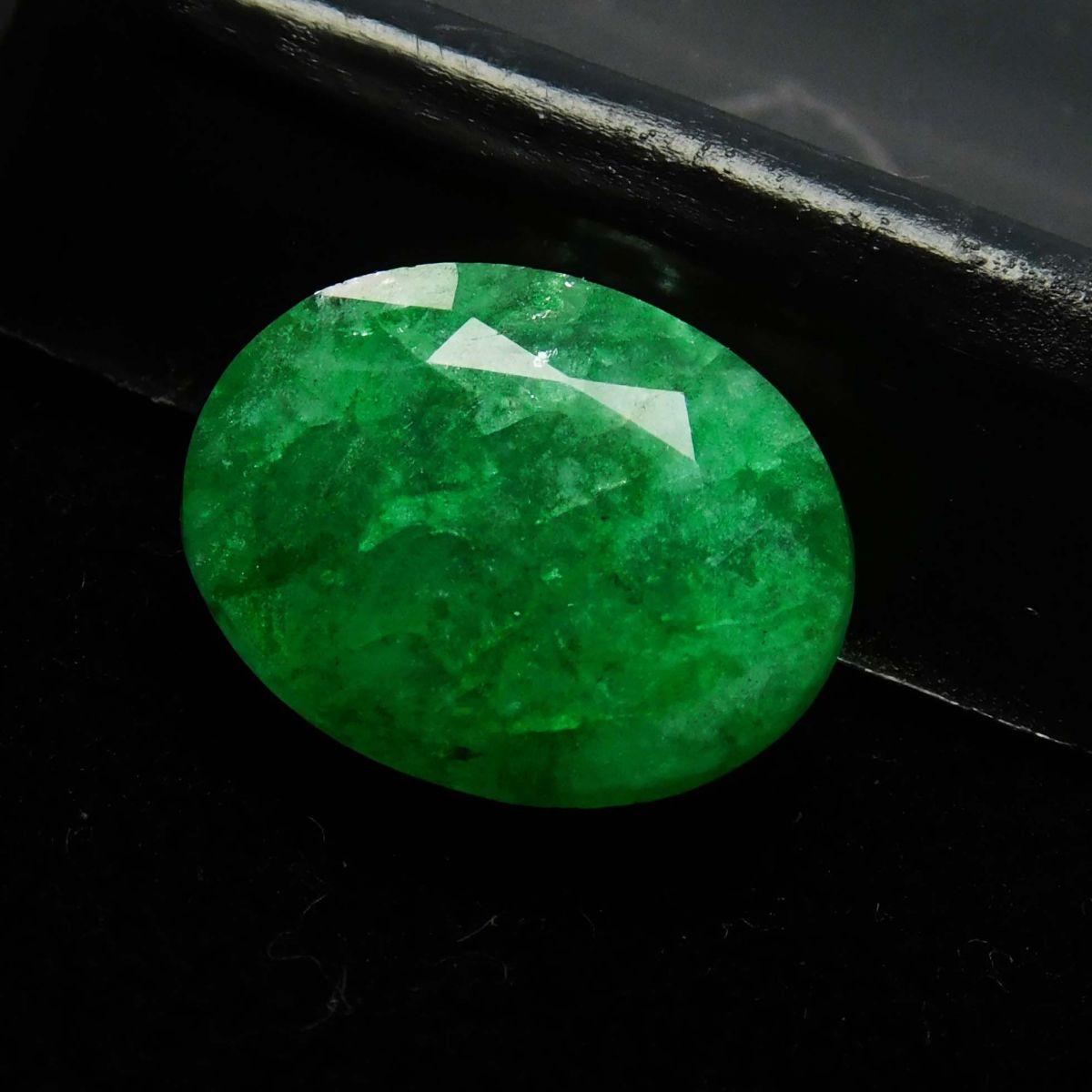 6.84 Ct Natural Green Colombian Emerald Oval Cut CERTIFIED Loose Gemstone