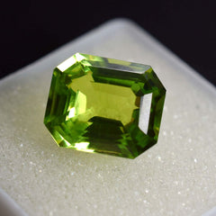 Natural Colombian Peridot Green Emerald Shape 9.55 Ct CERTIFIED Loose Gemstone