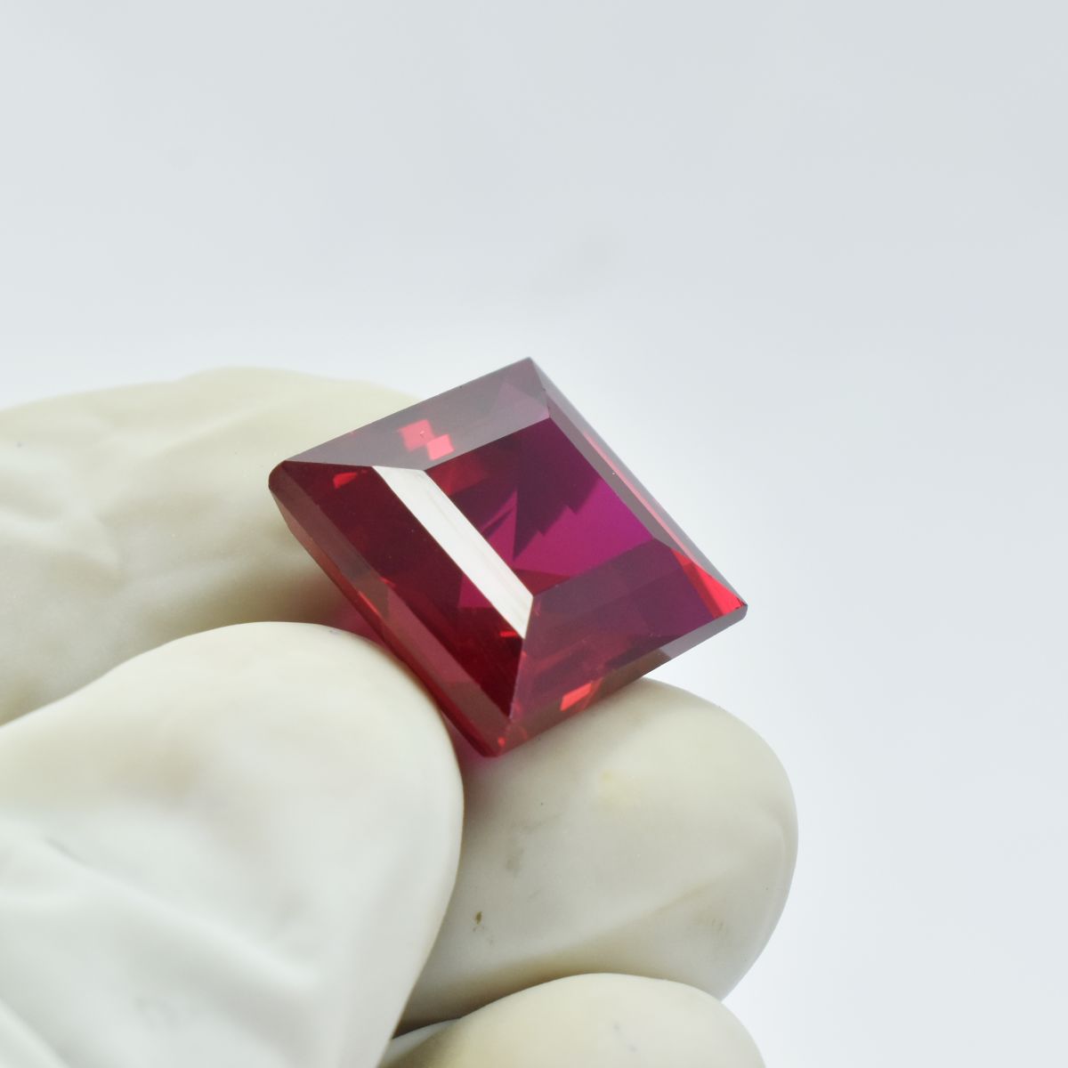 Mosambique 14.05 Ct CERTIFIED Loose Gemstone PIGEON BLOOD Red RUBY Square CUT.