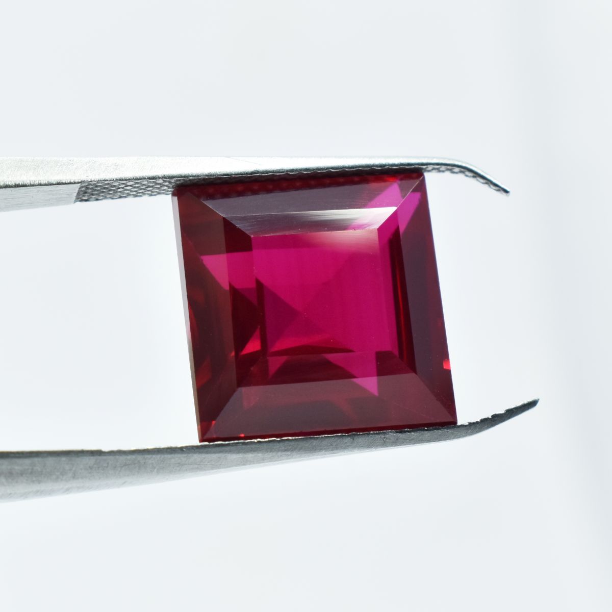 Mosambique 14.05 Ct CERTIFIED Loose Gemstone PIGEON BLOOD Red RUBY Square CUT.