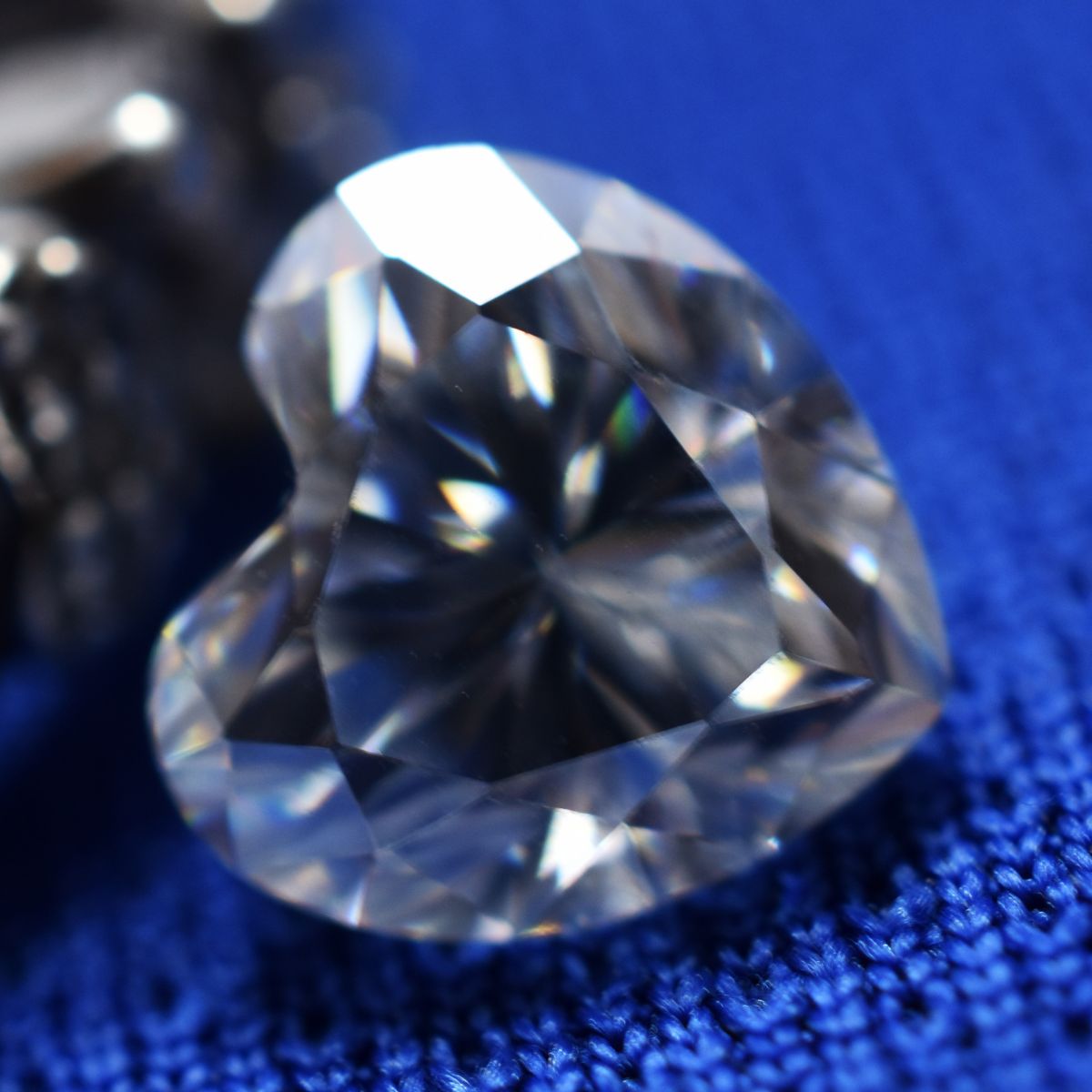 CERTIFIED Moissanite Gemstone 6.5x6.5 MM VVS1 D Color Heart Shape 1 Pcs