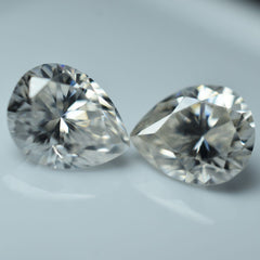 Loose Gemstone Pear Cut CERTIFIED Moissanite Pair 2.00 Carat VVS1 D Color 2 Pcs