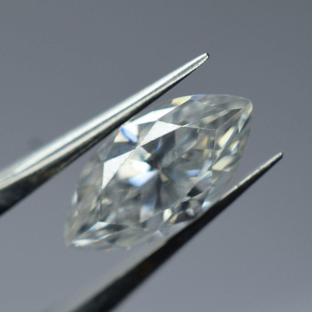 0.08 Ct 1 Pcs Moissanite VVS1 D Color 2x4 mm MARQUISE Cut Gemstone CERTIFIED