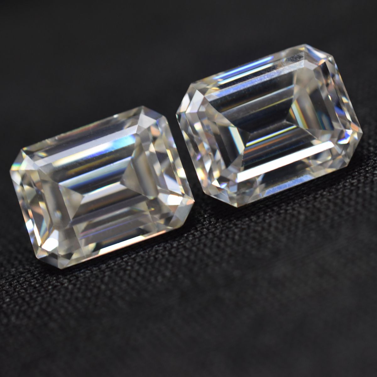 Emerald Cut CERTIFIED Pair Moissanite Loose Gemstone 3.10 Ct VVS1 D Color 2 Pcs