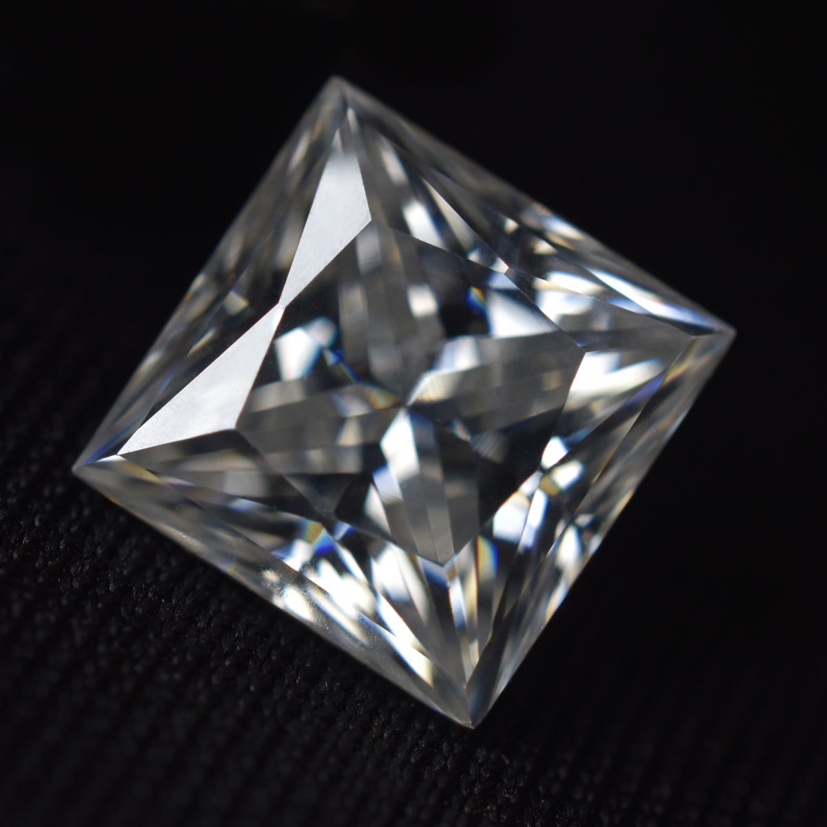 Moissanite 2 Pcs CERTIFIED Gemstone 7.5x7.5 MM VVS1 D Color Pair Of Square Cut