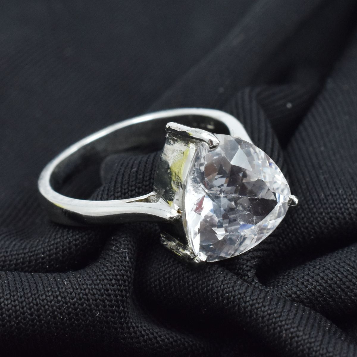 18.05 Carat White Sapphire Gemstone Trillion Shape Silver Ring  Sz-7.5 Simulant