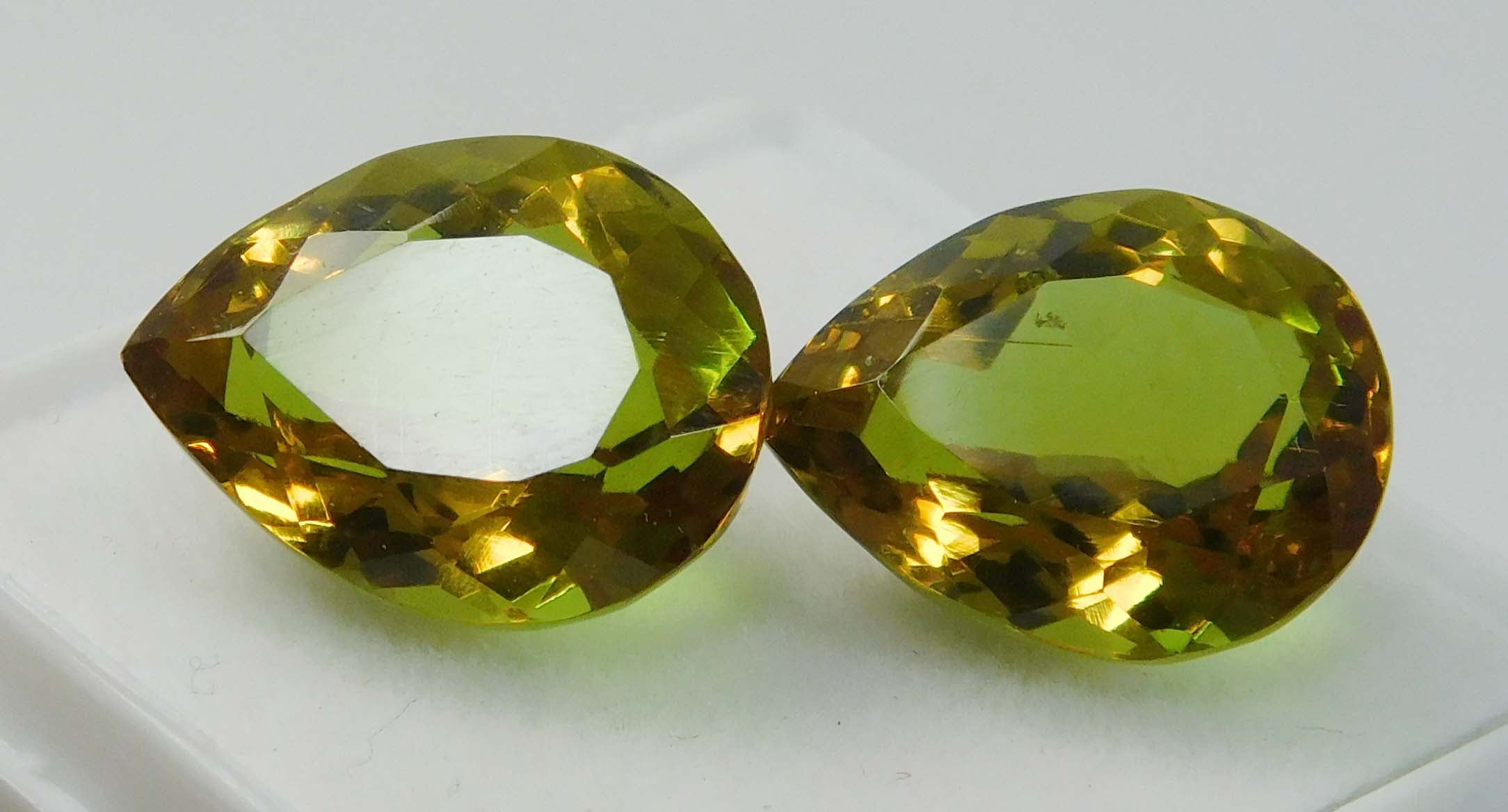 Natural Color Change Alexandrite Pear Cut 16.9 Ct CERTIFIED Loose Gemstones Pair