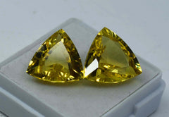 19.90 Carat Loose Gemstone Trillion Shape Natural Sapphire Yellow  CERTIFIED