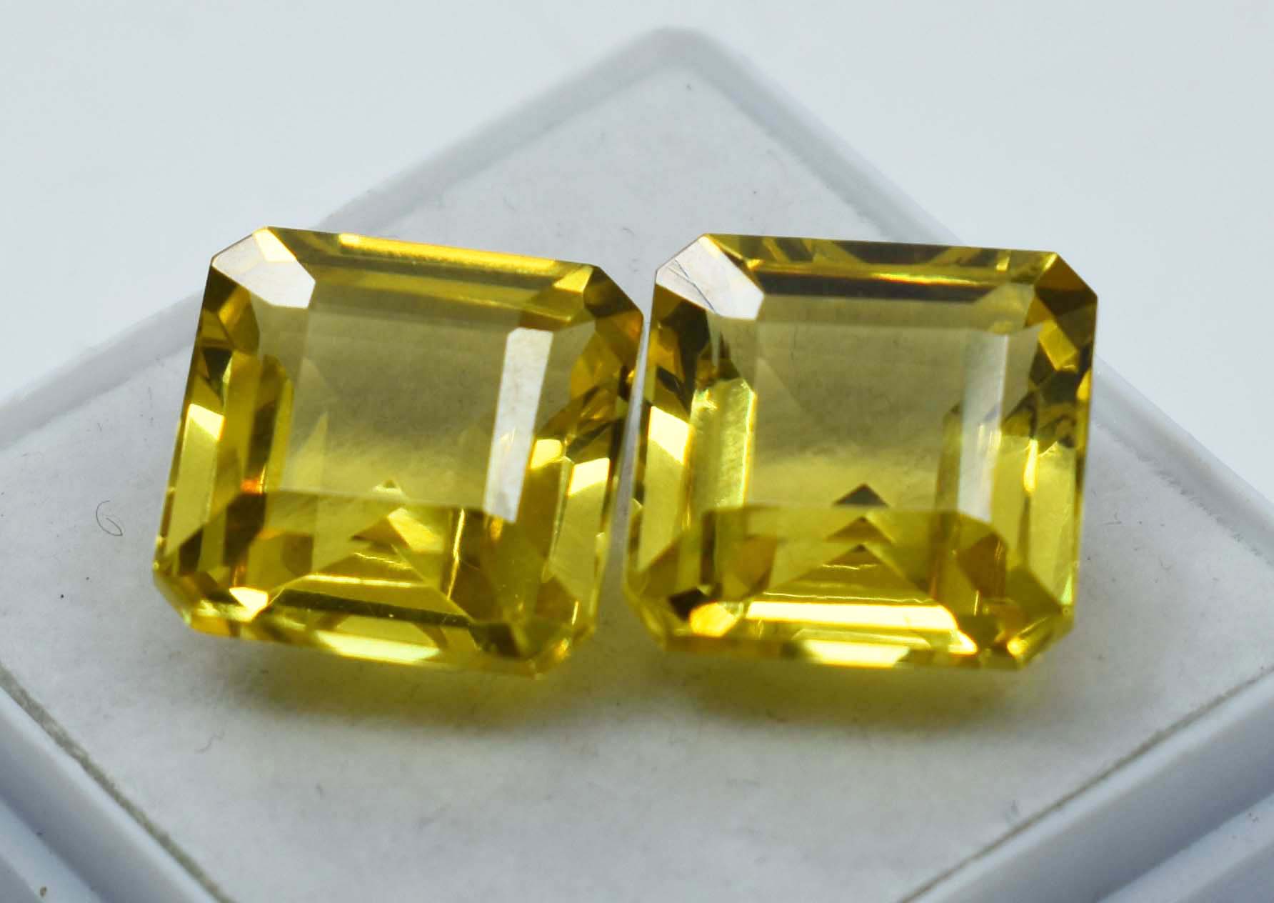 Square Cut CERTIFIED 20.10 Ct Natural Sapphire Yellow Ring Loose Gemstone Pair