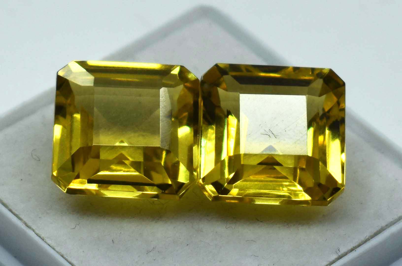 Square Cut CERTIFIED 20.10 Ct Natural Sapphire Yellow Ring Loose Gemstone Pair