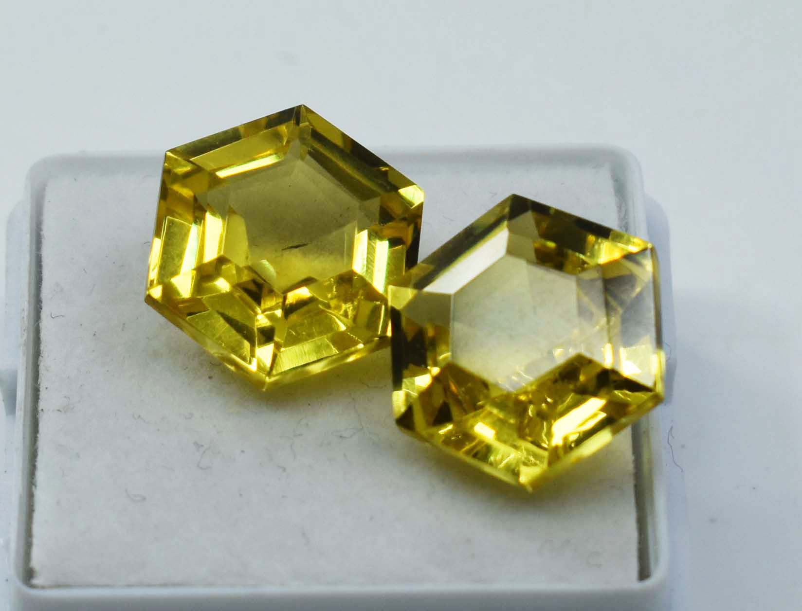 Fancy Shape CERTIFIED Natural 21.30 Ct Pair Loose Gemstone Yellow Sapphire