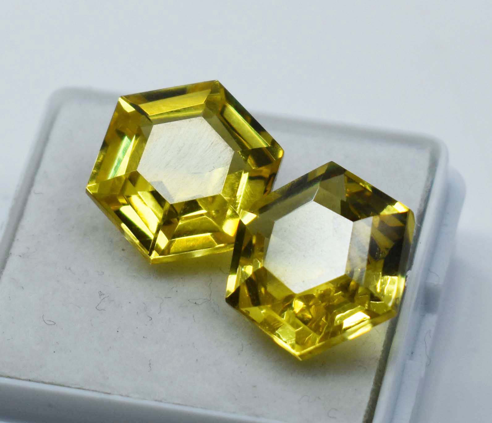 Fancy Shape CERTIFIED Natural 21.30 Ct Pair Loose Gemstone Yellow Sapphire