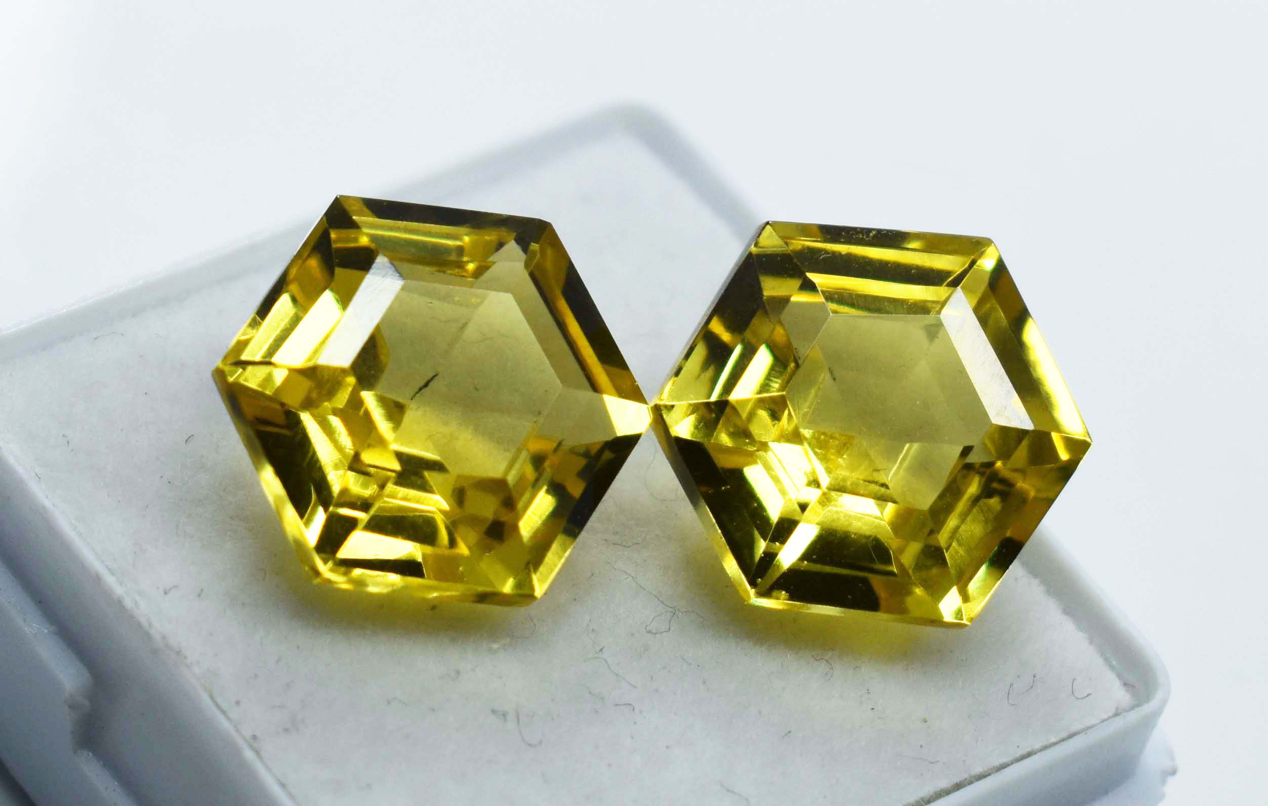 Fancy Shape CERTIFIED Natural 21.30 Ct Pair Loose Gemstone Yellow Sapphire