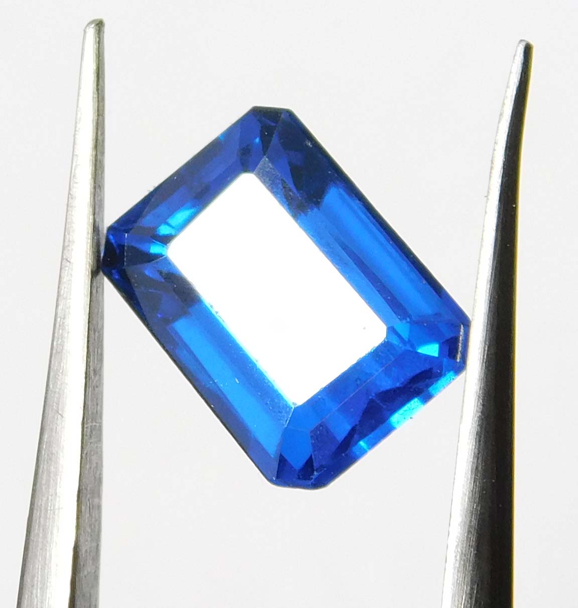 Natural Ring Size Sapphire Blue Emerald Shape 2 Ct Certified Loose Gemstones