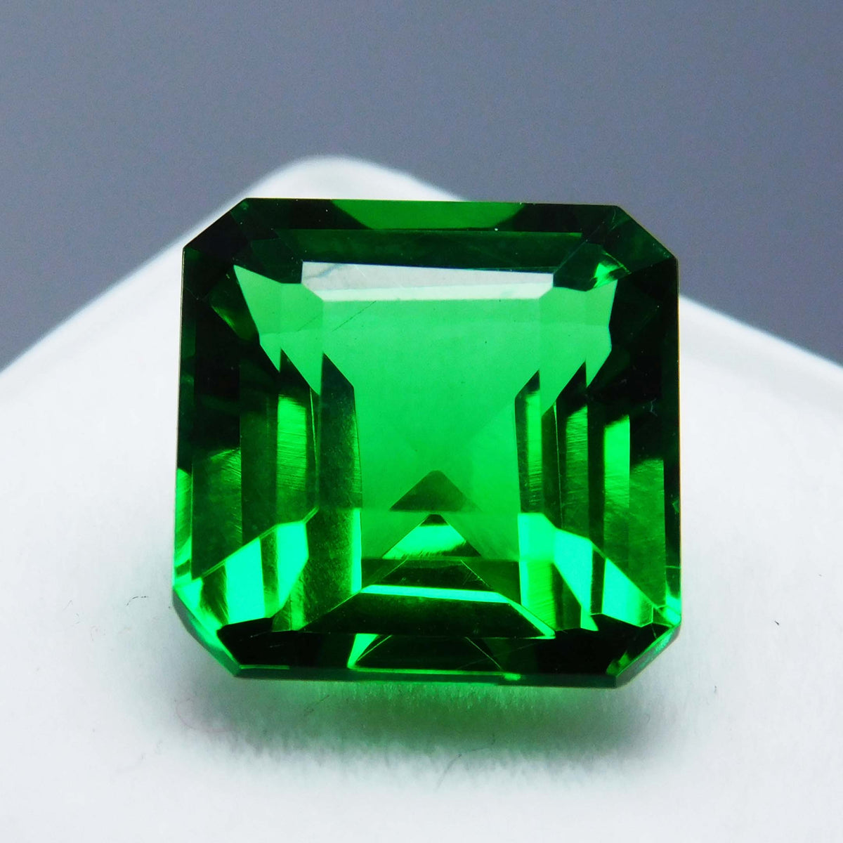 9 Ct Natural Tourmaline Green Square Emerald Shape CERTIFIED Loose Gemstones