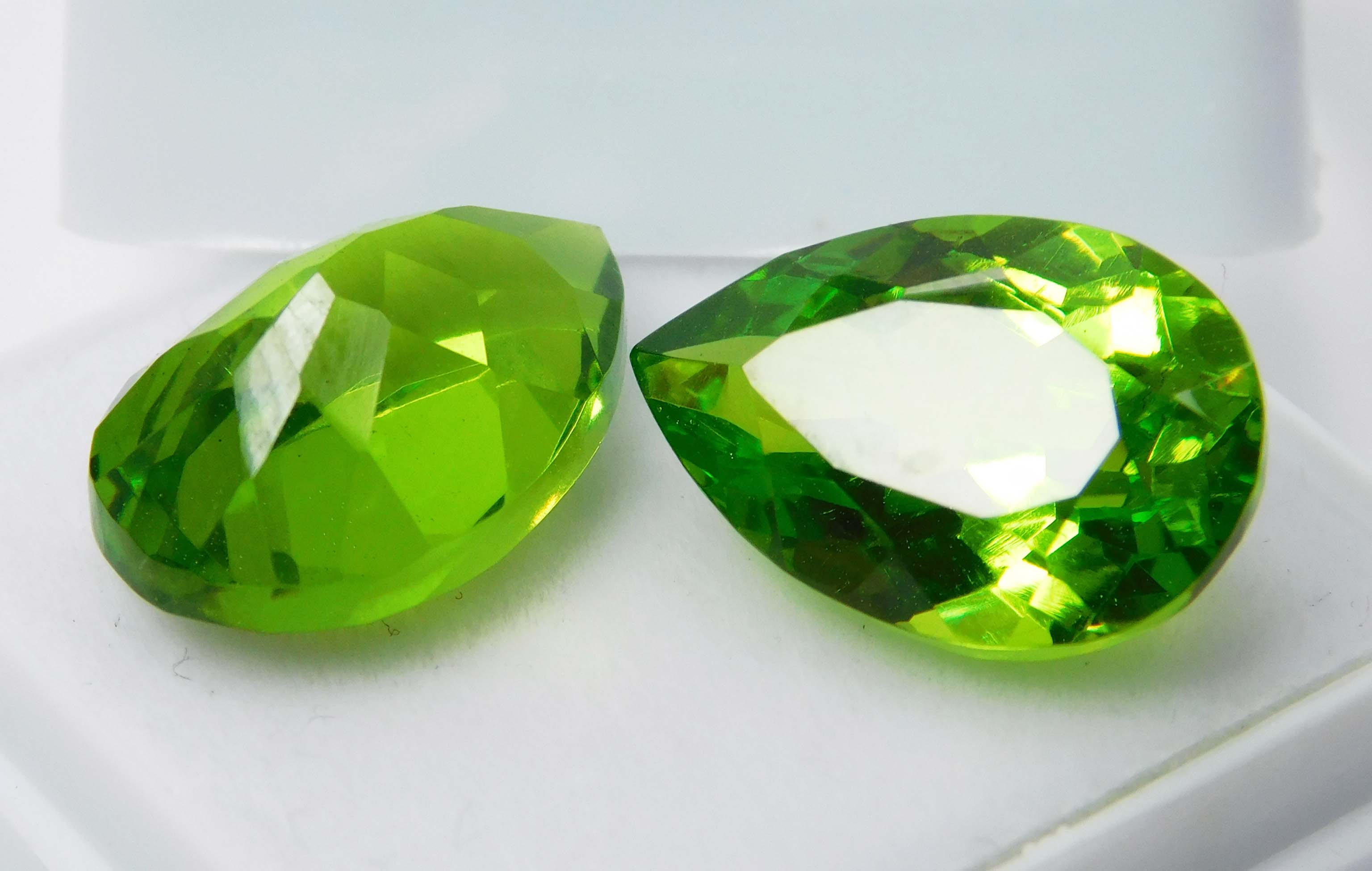 Natural Peridot Green Pear Shape 19 Ct Certifeid Loose Gemstones Pair