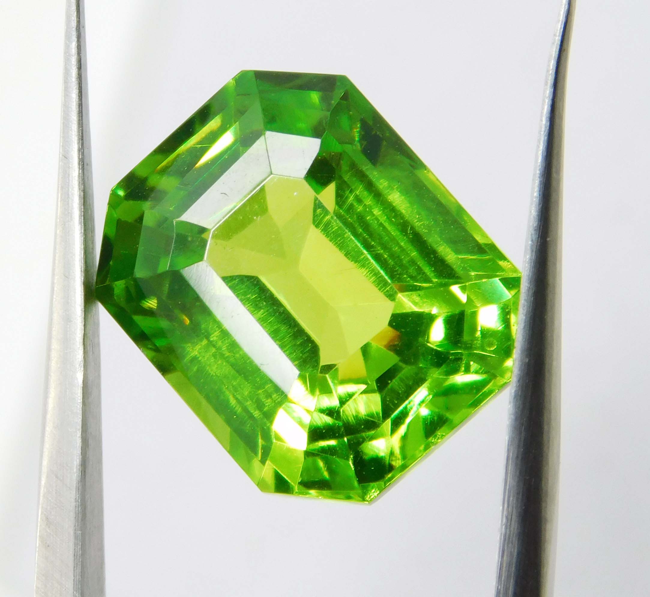 Natural Beautiful Peridot 9.85 Ct Green Emerald Cut CERTIFIED Loose Gemstone