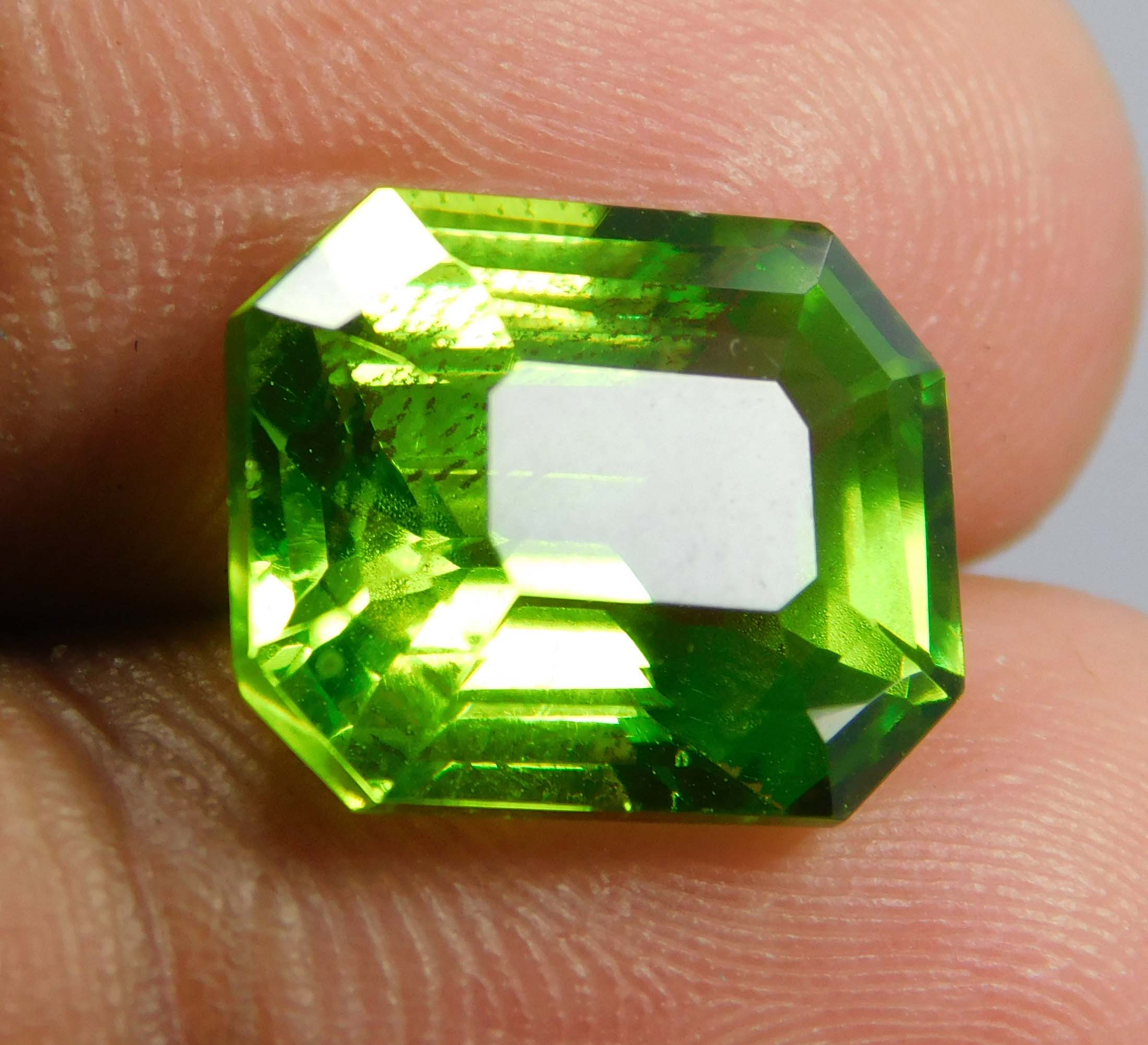 Natural Beautiful Peridot 9.85 Ct Green Emerald Cut CERTIFIED Loose Gemstone