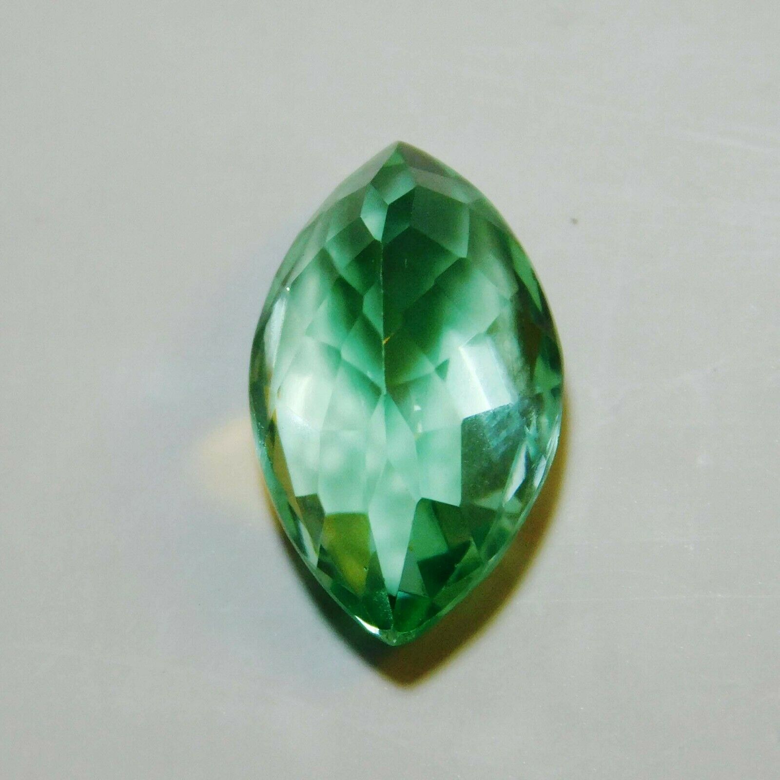 Certified 8.56 Ct Natural Green Copper Bearing Oval Cut Paraiba Tourmaline