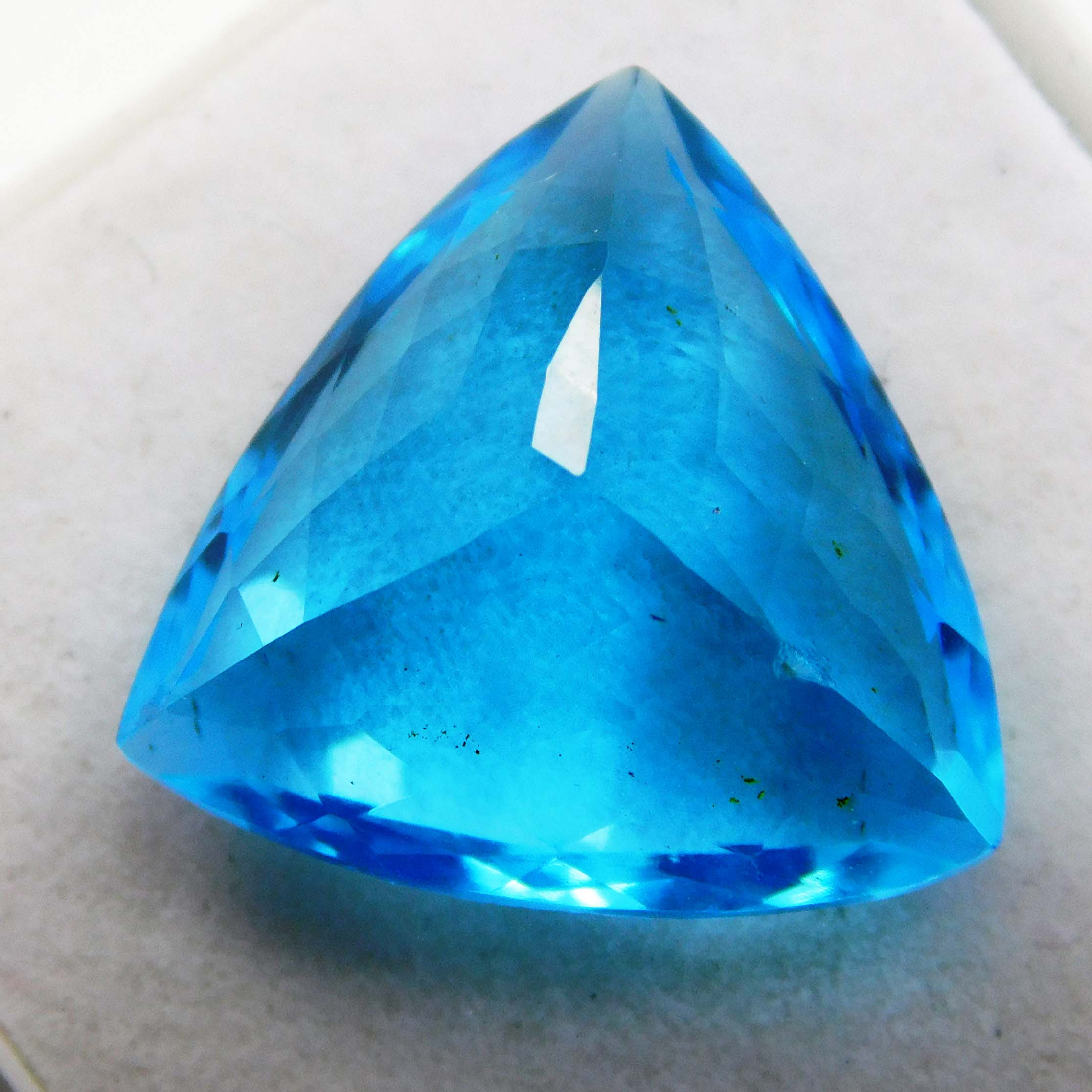 Natural Blue Aquamarine 10 Carat Trillion Cut CERTIFIED Loose Gemstone