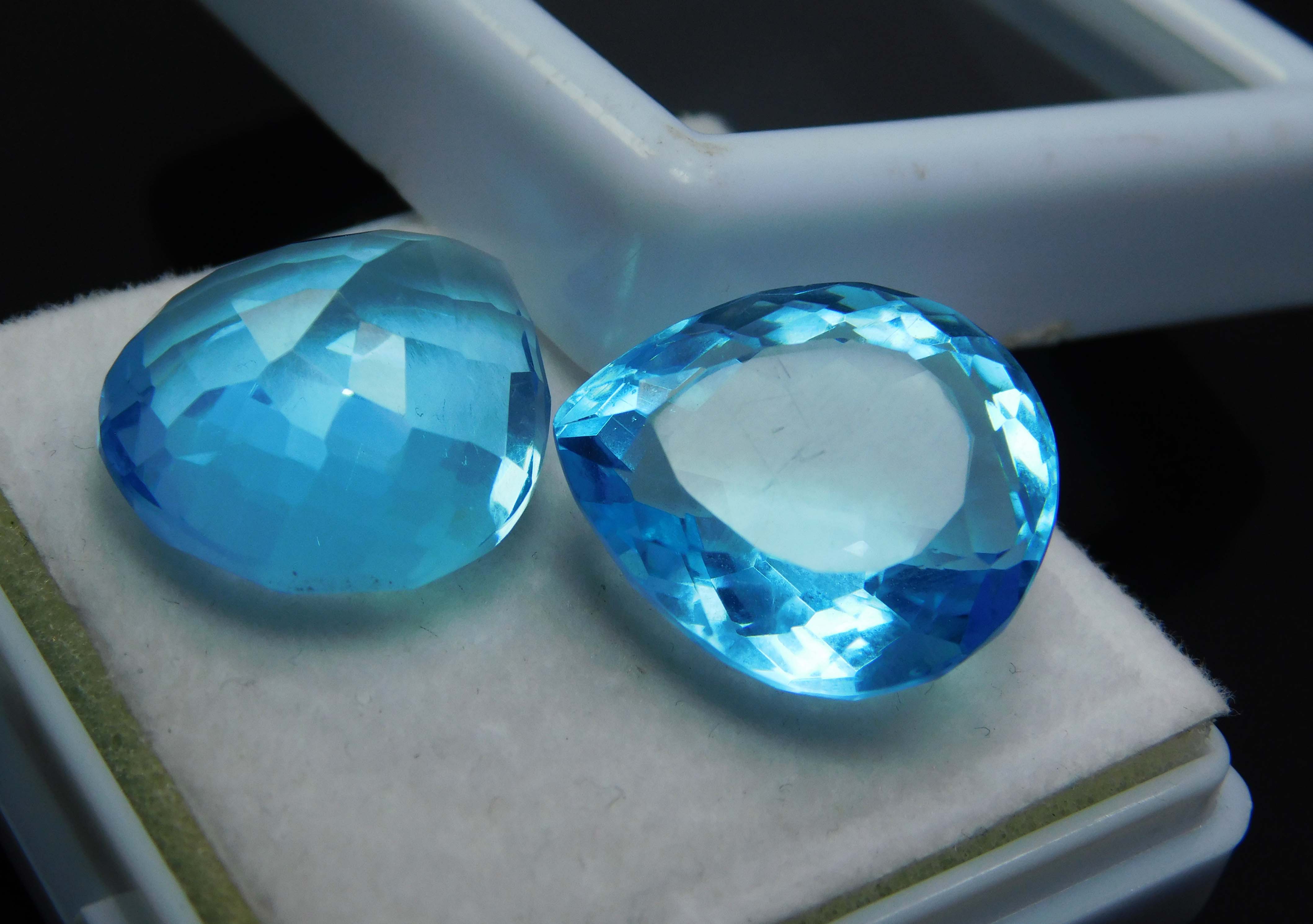 A++ 30 Carat Pear Cut Ocean Blue Aquamarine CERTIFIED Natural Loose Gemstone